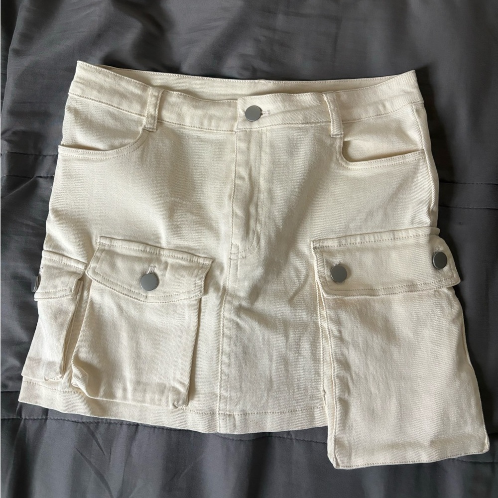 Women Cream Skirt size L